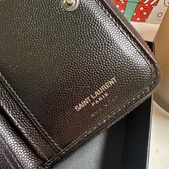 Saint Laurent Textured Black Leather Card Holder - Picture 4 of 6